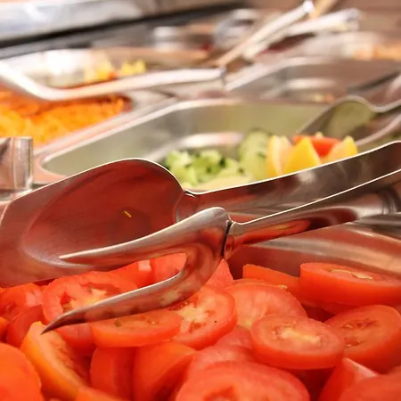 Ξενοδοχείο Tilly